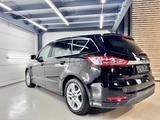 Ford S-Max S-MAX Titanium - Ford S-Max mit Diesel-Antrieb: Kombi, Automatik