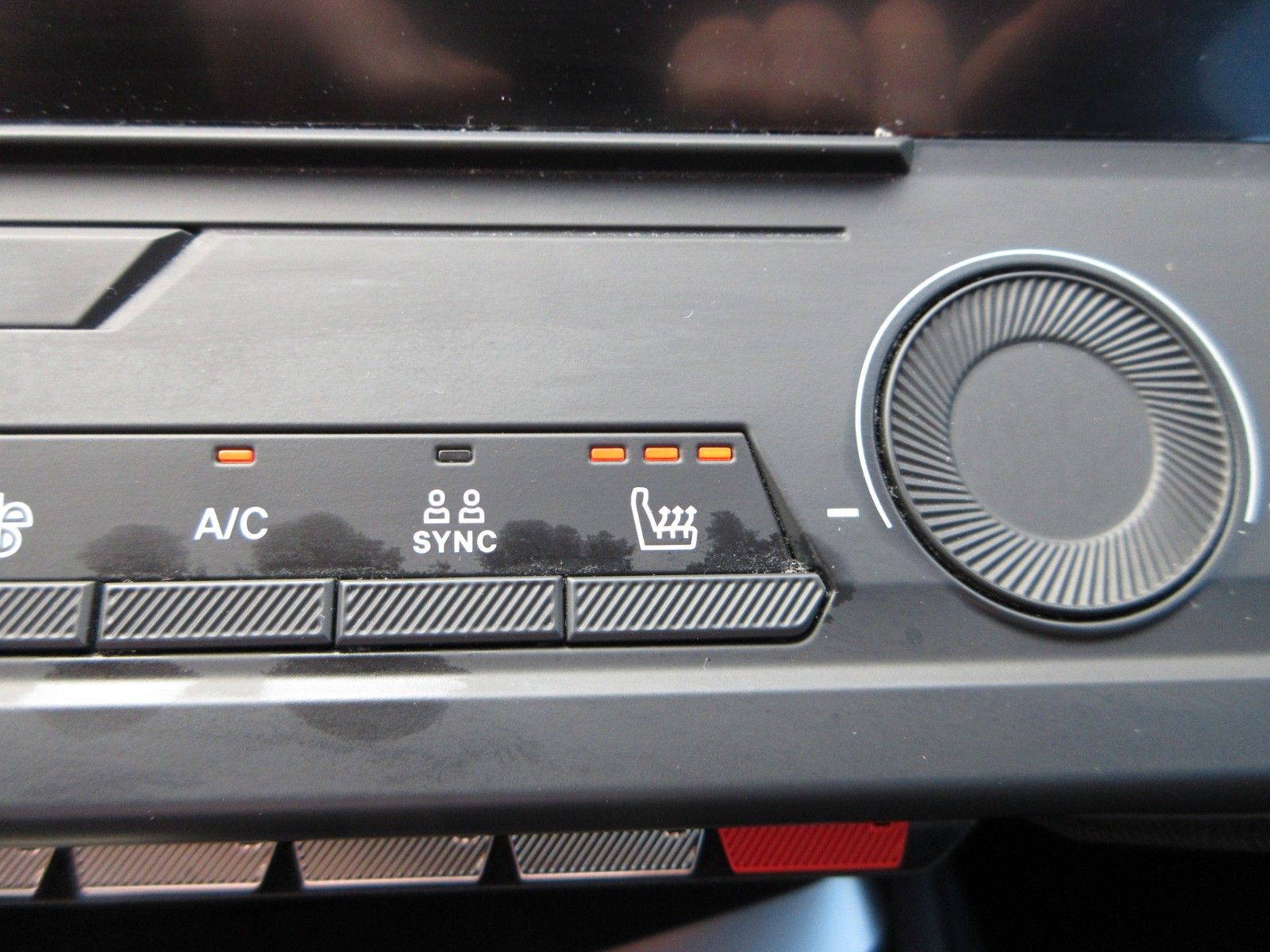 Fahrzeugabbildung Peugeot 308 SW Active Pack LED/NAVI/SHZ/PDC/AHK/ALU