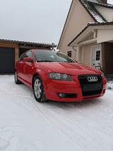Audi A3 8P Sline 1,6 Benzin TÜV 9/27 2te H... - Audi A3 aus 2006: 1.9