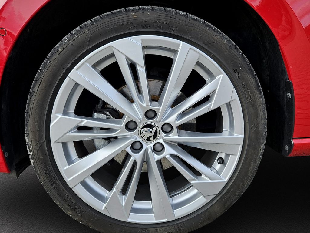 SKODA Scala Selection AHK Matrix NAVI PLA DWA BLT 5J G SKODA Scala Selection AHK Matrix NAVI PLA DWA BLT 5J G