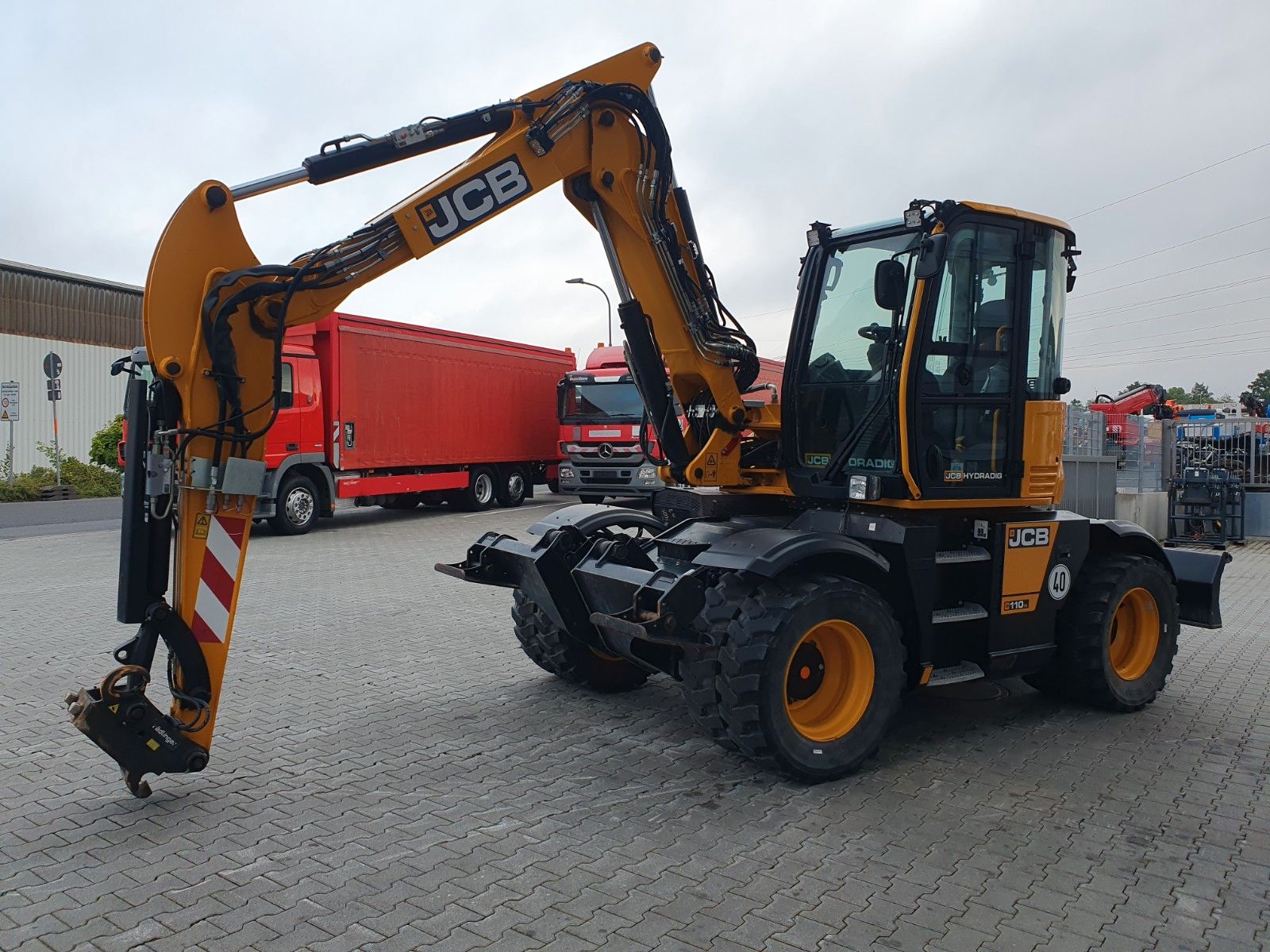 Fahrzeugabbildung JCB Hydradig 110W / Pratzen / nur 572h! / 2023