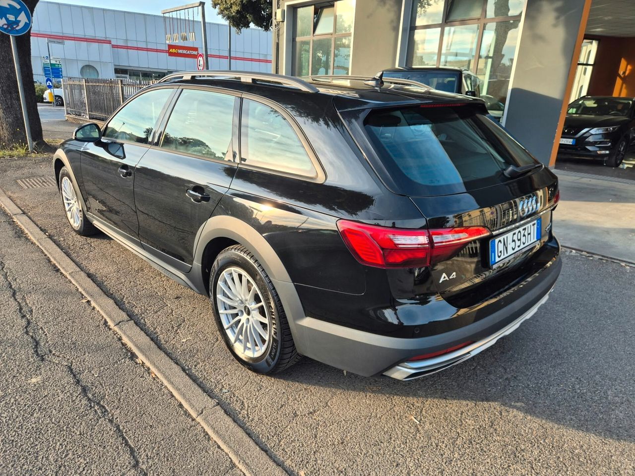 Audi A4 allroad 40 TDI 204 CV S tronic Business imagem 3