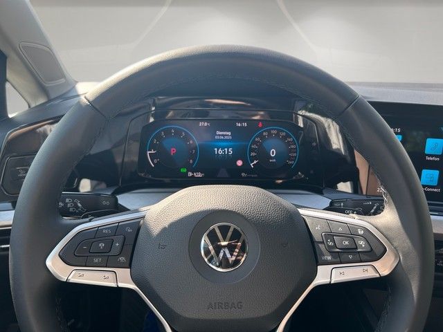Fahrzeugabbildung Volkswagen Golf VIII Variant 1.5eTSI DSG Life LED+ACC+PARKL