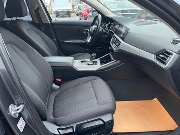 BMW 320 - 9