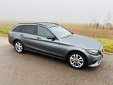 Mercedes-Benz C 300 d Autom. T Avantgarde Burmester Sounds. - Mercedes-Benz C 300 mit Diesel-Antrieb