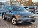 Volkswagen Tiguan 2.0 TDI DSG Highline AHK LED NAVI 3 ZONEN - Behindertengerechte Volkswagen Tiguan