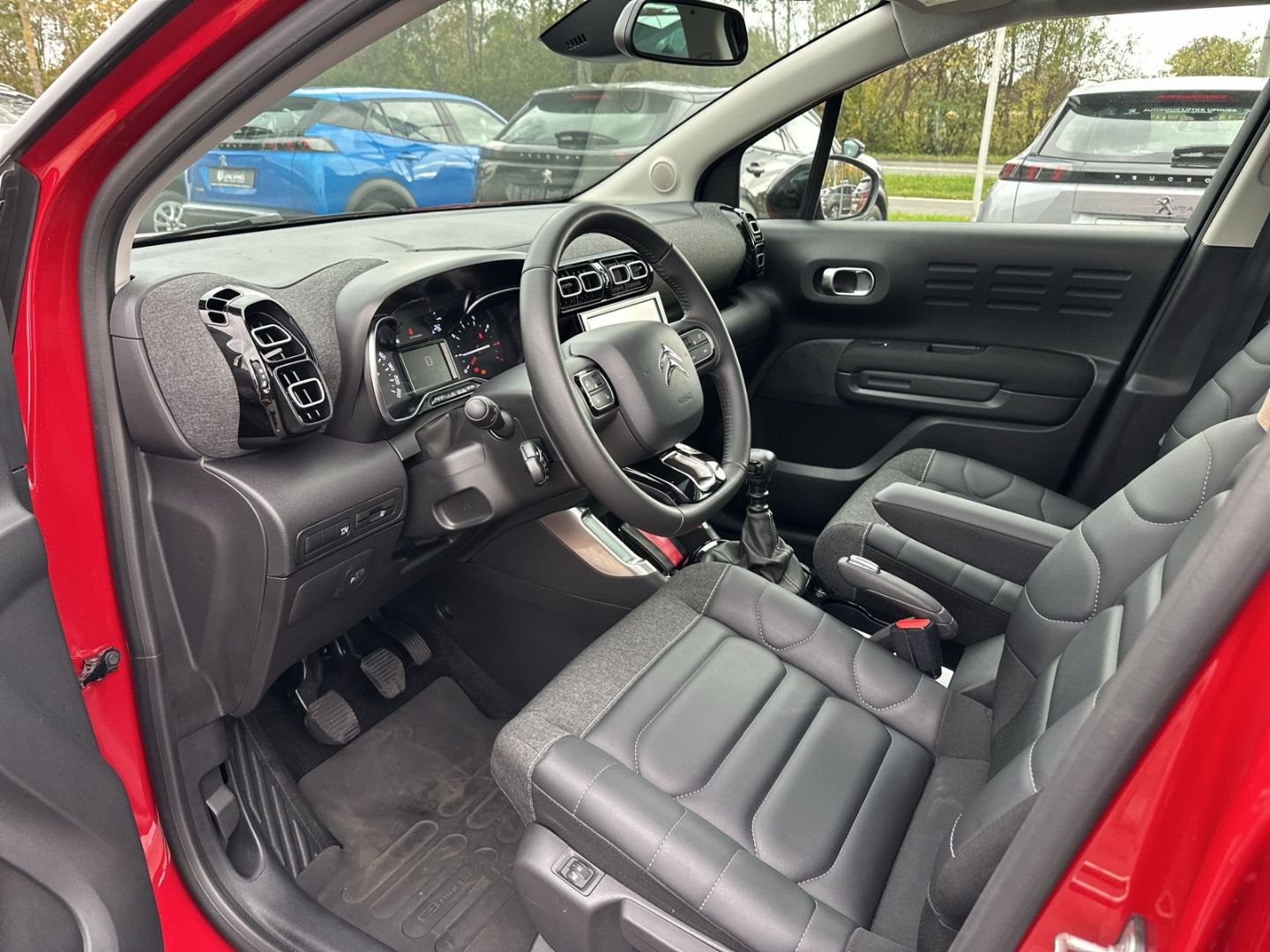 Fahrzeugabbildung Citroën C3 Aircross PT 110 S&S Shine Pack El. Panodach