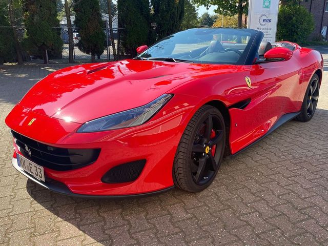 Ferrari Portofino bis 10/  2026 Herstellergarantie