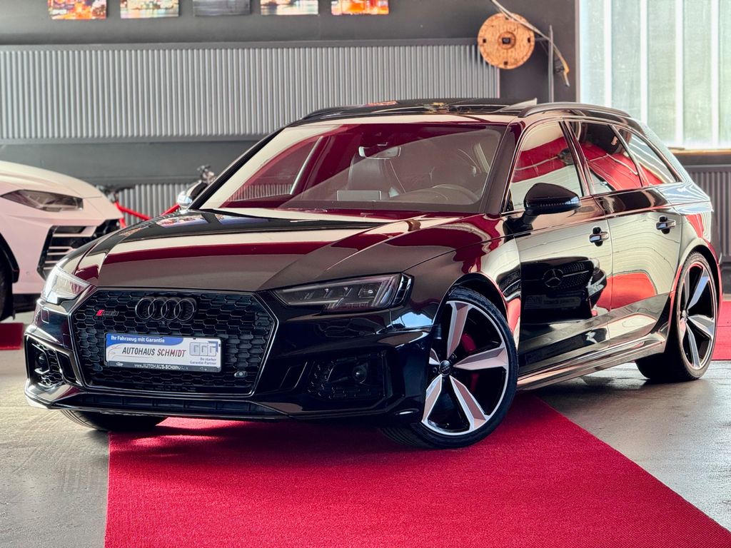 Image of Audi RS4