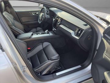 Volvo S60 Ultimate Dark AWD