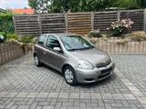 Toyota Yaris 1.3 Sol TÜV neu 06/27, Scheckheftgepflegt - Toyota Yaris aus 2005