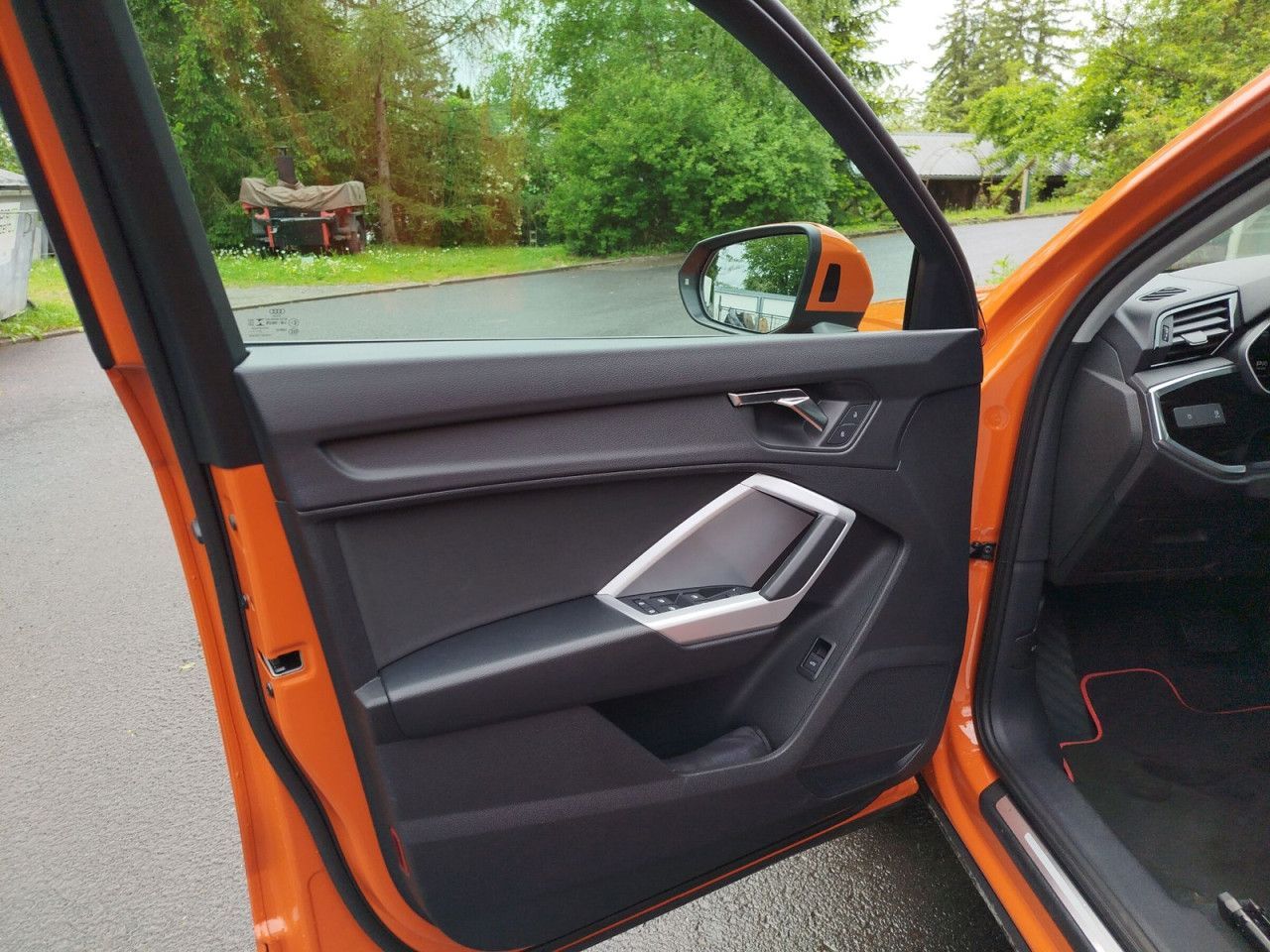Fahrzeugabbildung Audi Q3 SUV advanced 35 TFSI 110(150) kW(PS) S tronic
