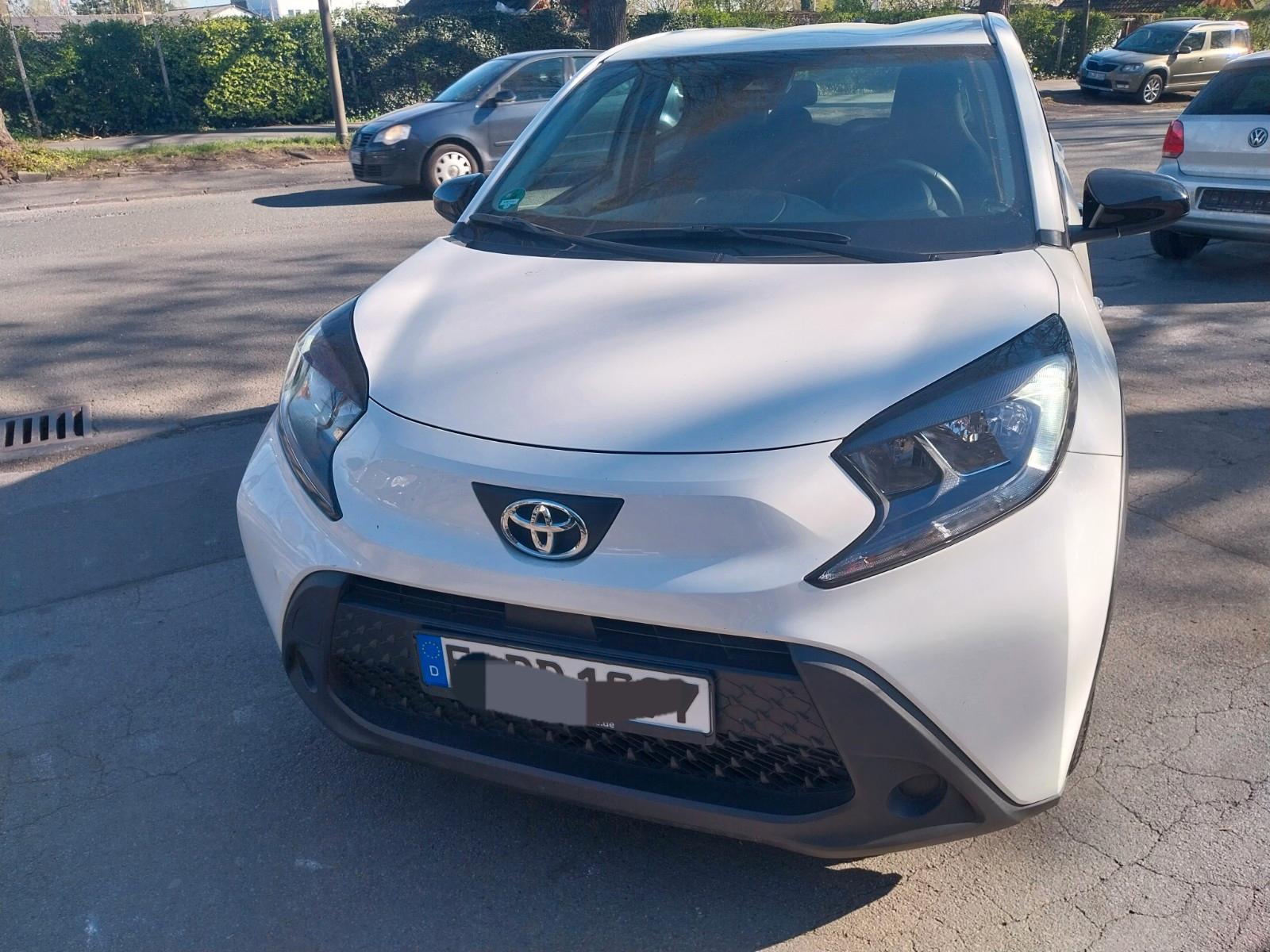 Toyota Aygo (X) 1.0-l-VVT-i Play S-CVT