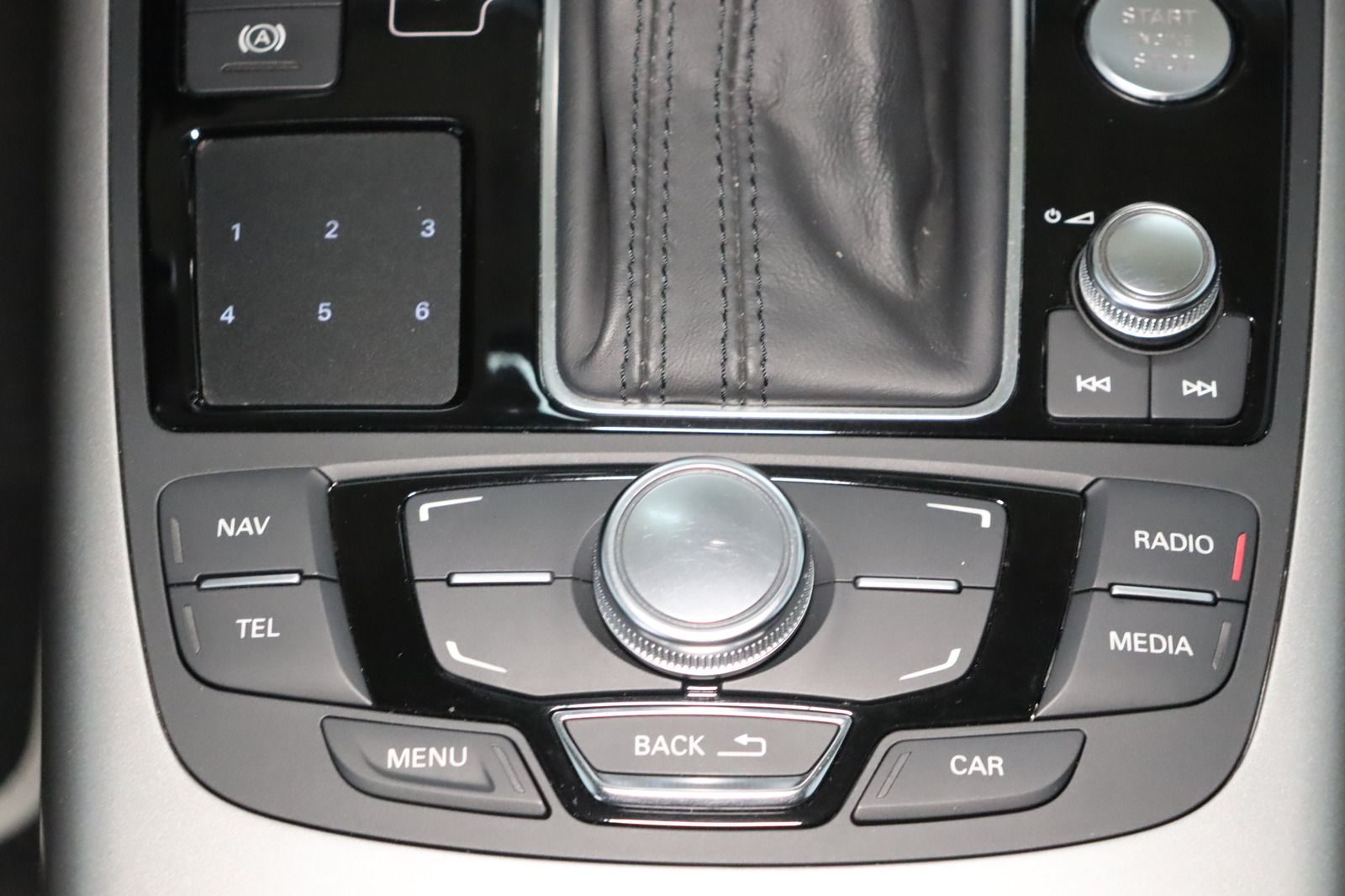 Fahrzeugabbildung Audi A6 Avant 3.0 TDI quattro Pano. * AHK * Service