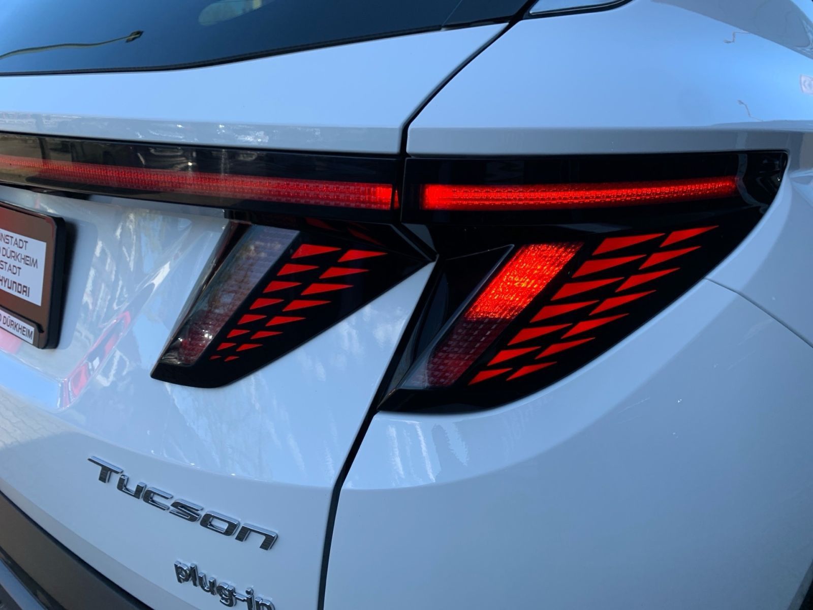 Fahrzeugabbildung Hyundai TUCSON 1.6 T-GDI Trend Plug-In Hybrid 4WD el.HK