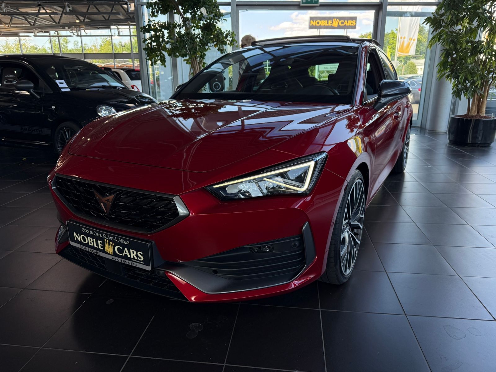 Fahrzeugabbildung CUPRA Leon VZ PANO BEATS ACC RFK
