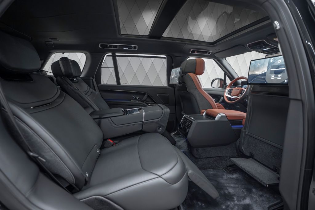 Range Rover P615 SV LWB 2026 BLACK/RED SUITE - Bild 20