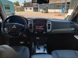 Mitsubishi Pajero 3,2 DI-D 4WD SUV-Star Automatik SUV-Star - Mitsubishi Pajero mit Diesel-Antrieb: Leder, Geländewagen, Automatik