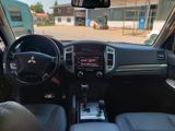 Mitsubishi Pajero 3,2 DI-D 4WD SUV-Star Automatik SUV-Star - Mitsubishi Pajero mit Diesel-Antrieb: Leder, Geländewagen