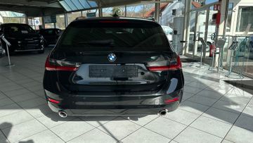 BMW 320 - 6