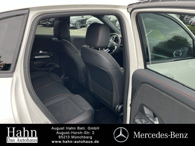 Fahrzeugabbildung Mercedes-Benz GLA 200 AMG/NIGHT/MULTIB./AHK/360/DISTRO./TOTW./