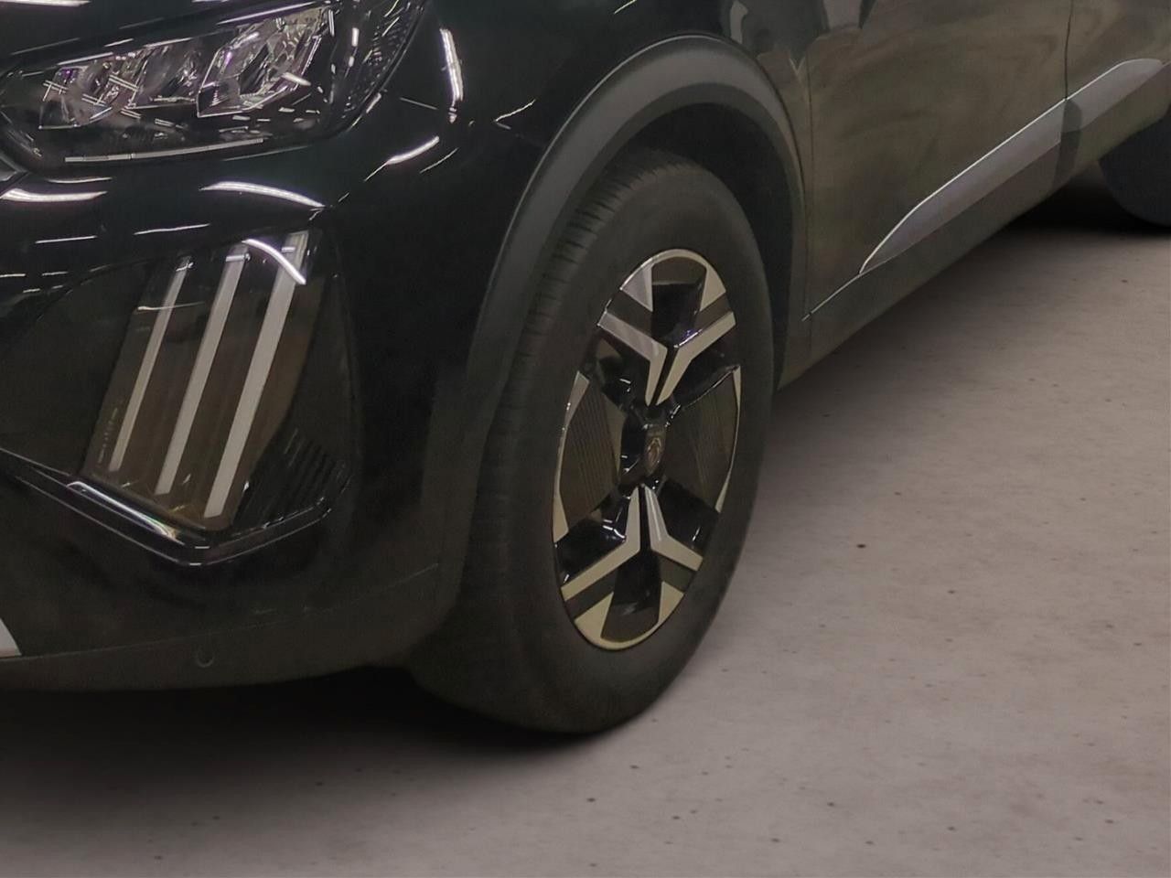 Fahrzeugabbildung Peugeot 2008 1.2 HYBRID ALLURE E-DSC NAVI/LED/SPORT/VIRT