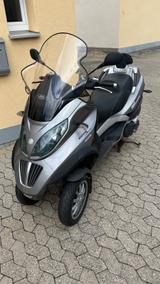 Piaggio MP3 400 LT mit Scheckheft - PIAGGIO MP3 LT 400