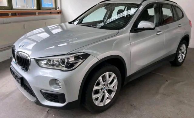 BMW BMW X1 sDrive 18i Advantage
