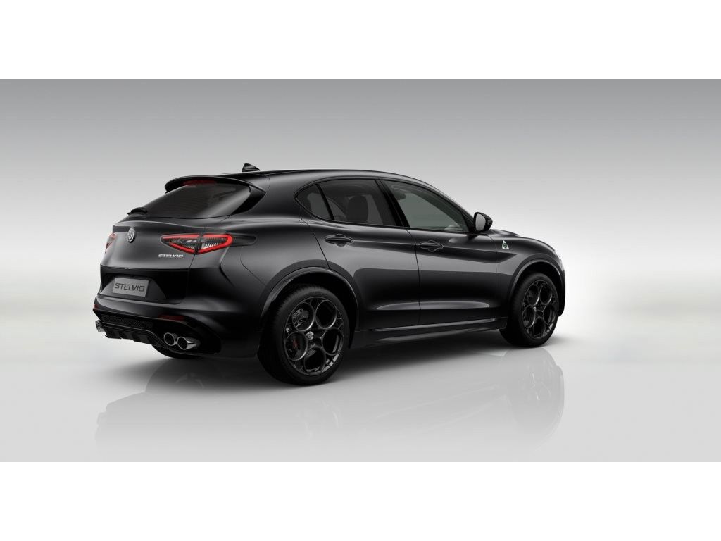 Alfa Romeo Stelvio - Bild 5