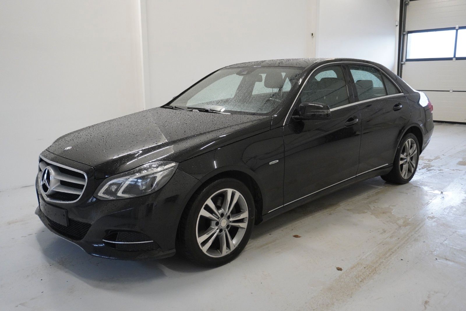 MERCEDES-BENZ E 350