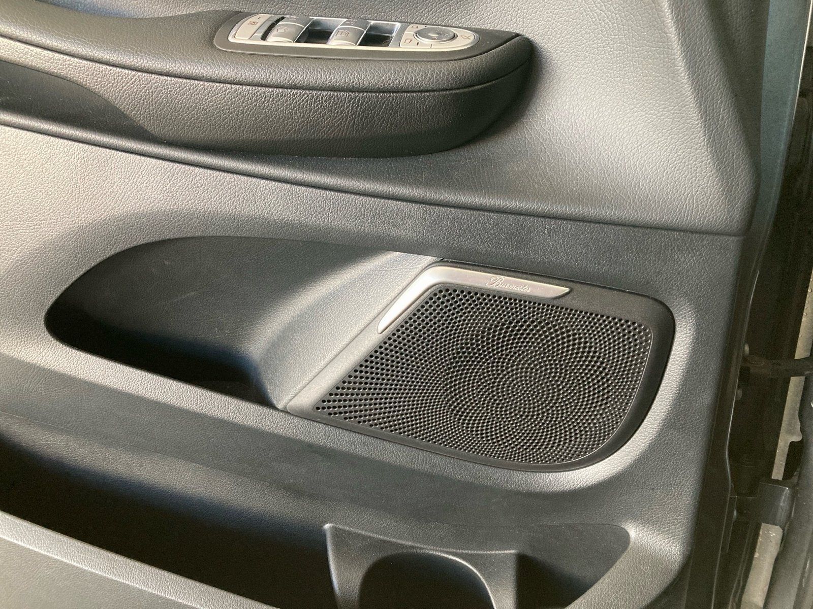 Fahrzeugabbildung Mercedes-Benz V 300 d AMG lang*AHK*STDHZG*Distro*TOT*ILS*Burm*