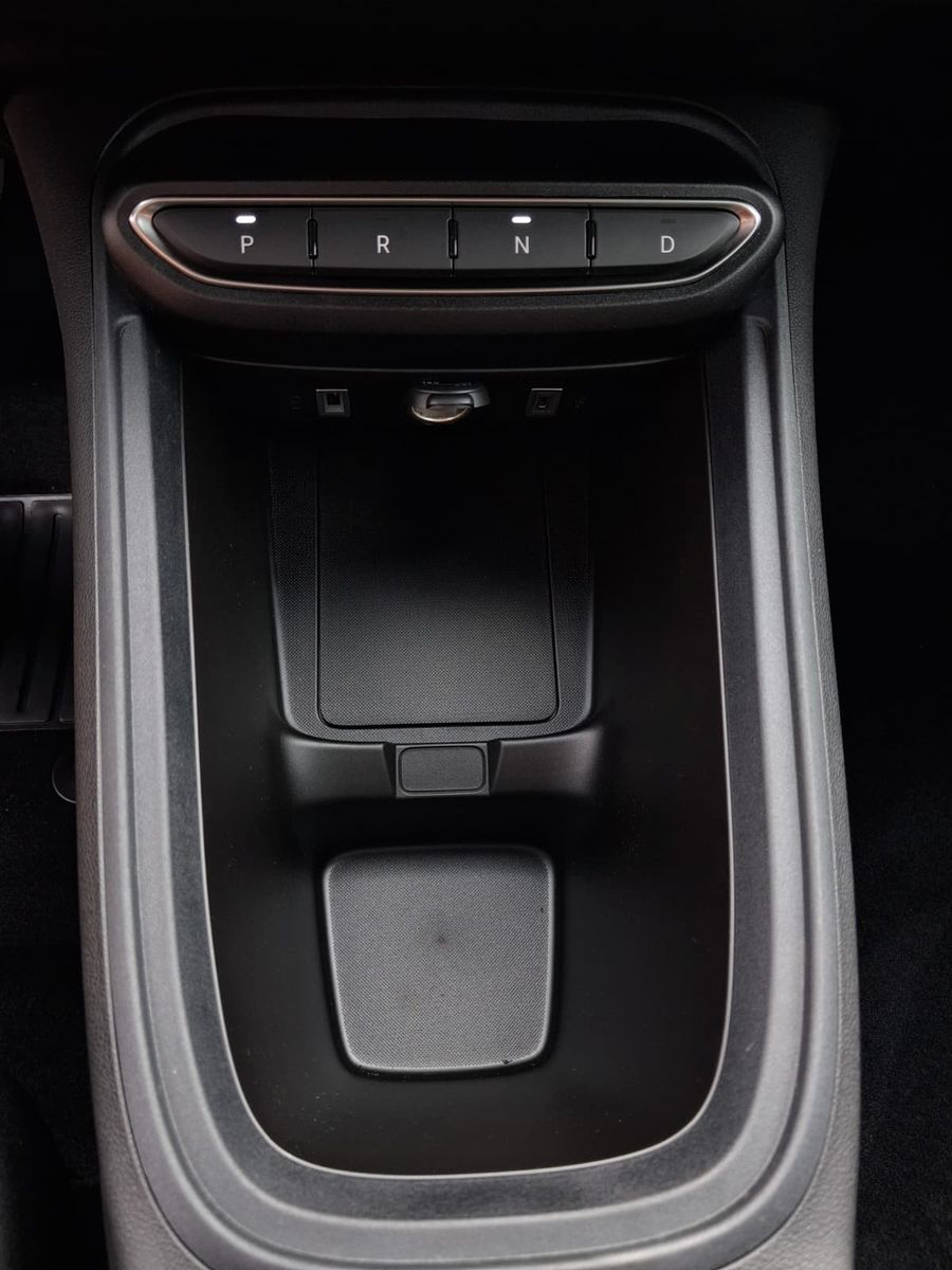 Fahrzeugabbildung Jeep Avenger Altitude Mild-Hybrid Black Edition