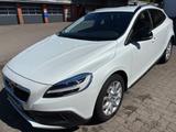 Volvo V40 Cross Country D4 Geartronic Momentum Mom... - Volvo Gebrauchtwagen in Flensburg
