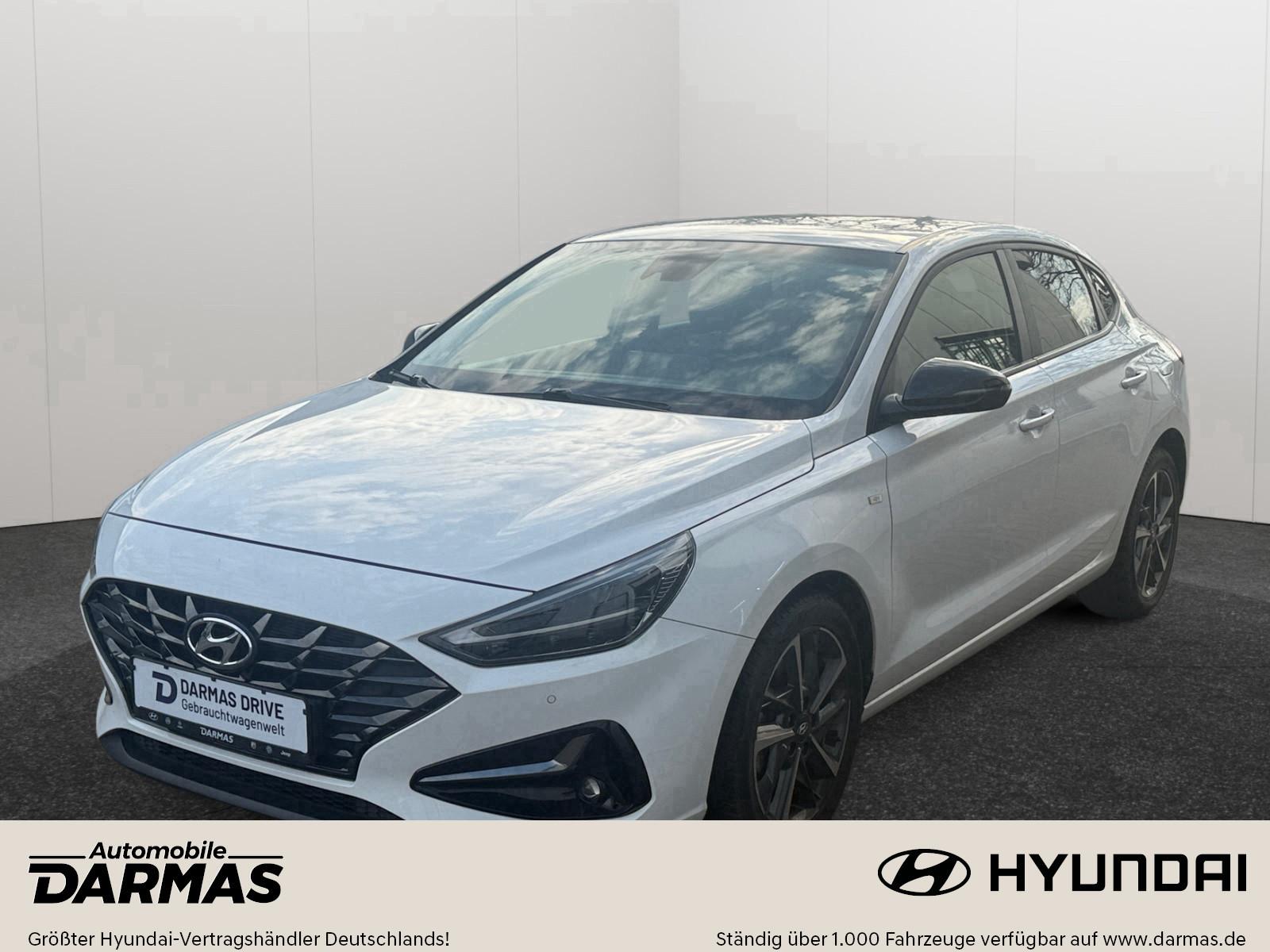 Hyundai i30 Fastback Edition30+ Allwetterreifen SHZ LHZ