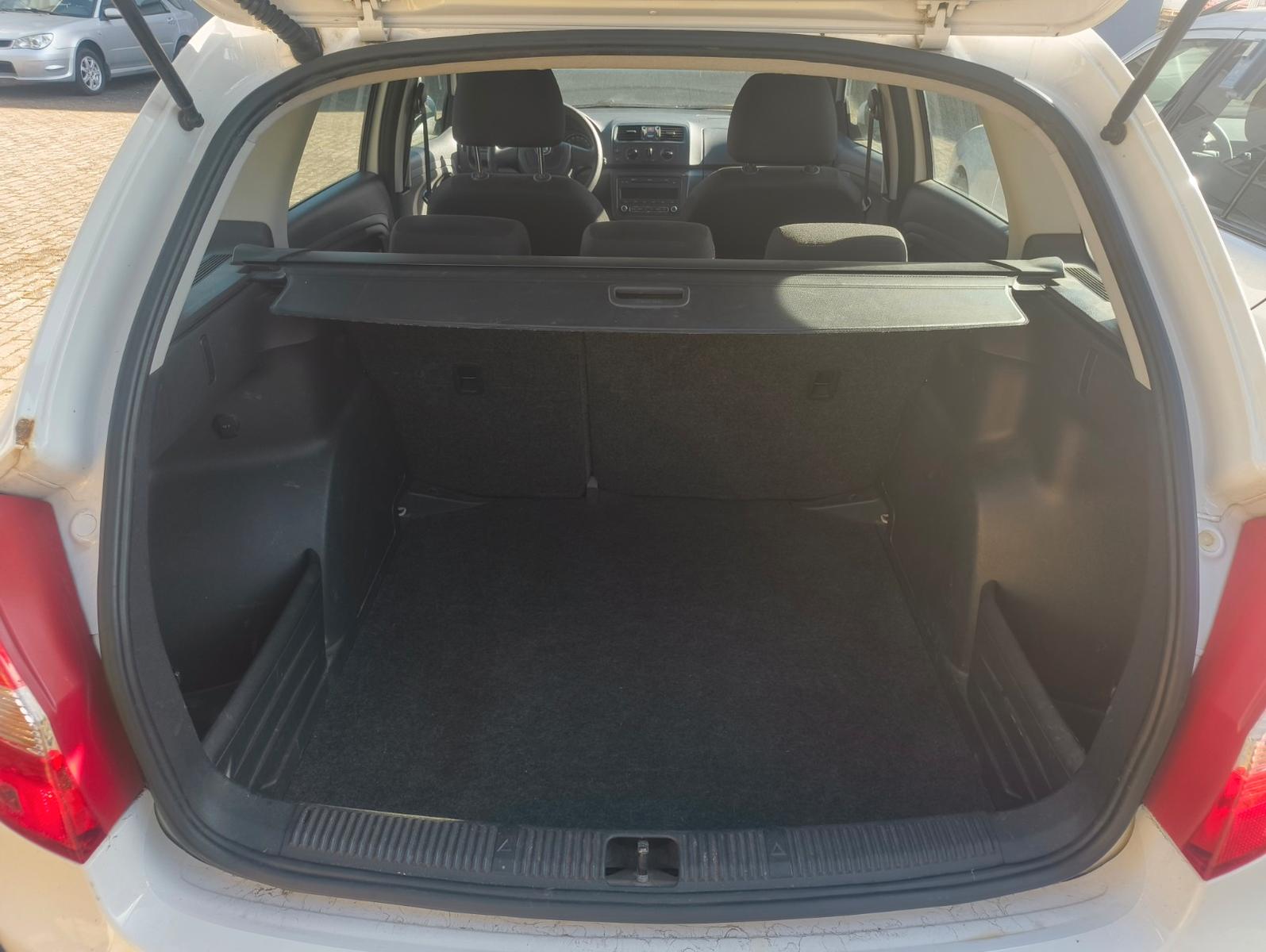 Skoda Fabia 2012 — photo 9