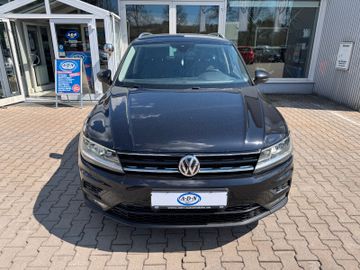 Volkswagen Tiguan - 6