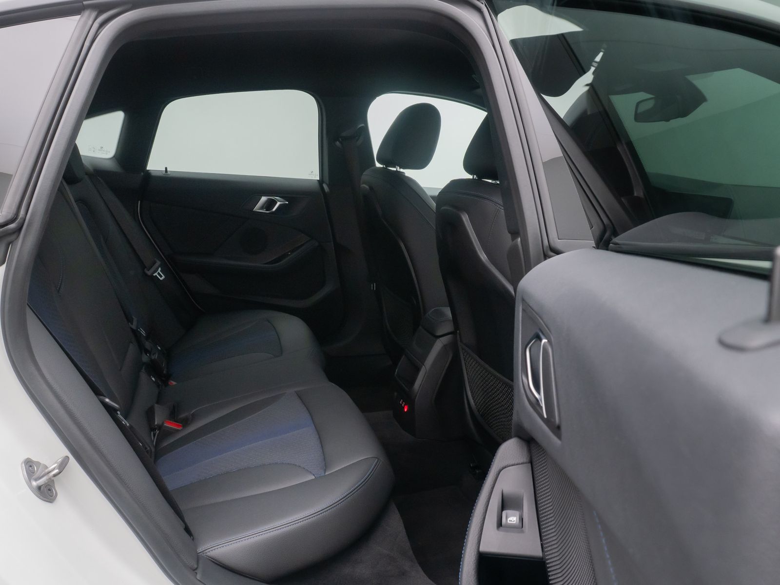 Fahrzeugabbildung BMW 218i Gran Coup&eacute; M Sport DAB Kamera AHK 18Zoll