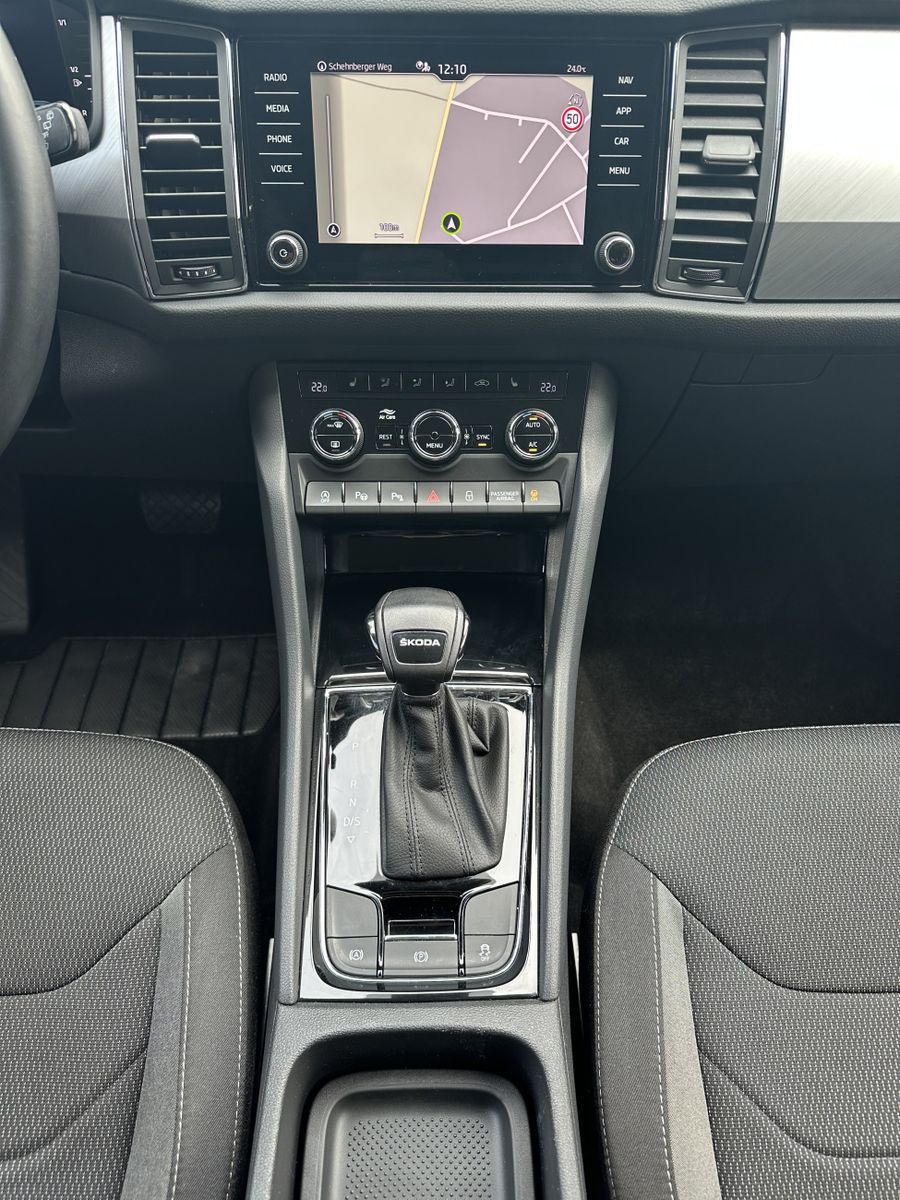Fahrzeugabbildung SKODA Kodiaq Ambition NAV+LED+ACC+AHK+KAMERA+CARPLAY
