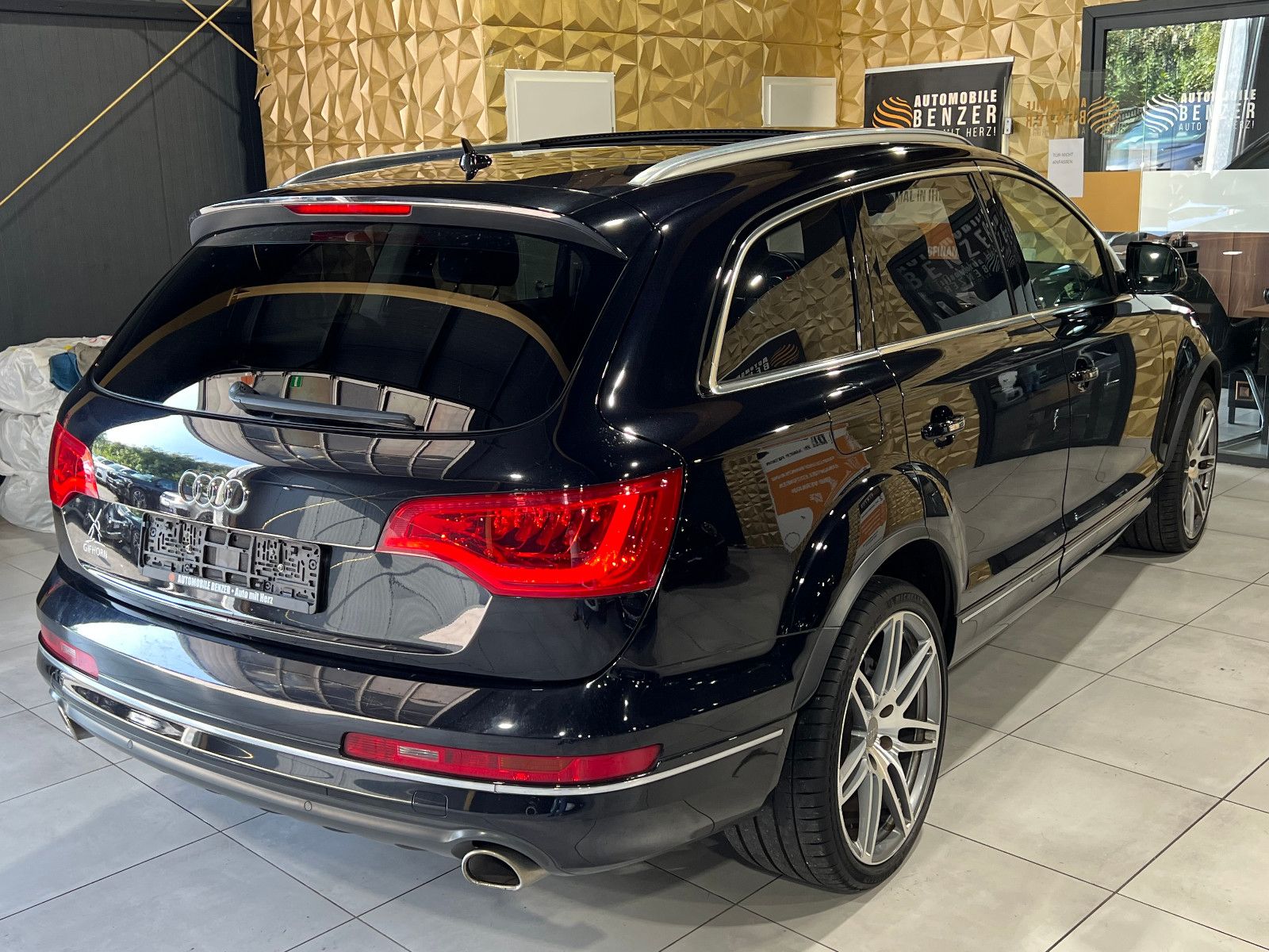 Fahrzeugabbildung Audi Q7 3.0 TDI quattro//S-LINE//PANO//360''KAM//BOSE