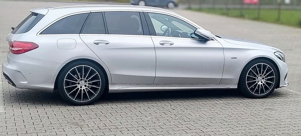 Image of Mercedes-Benz C 300