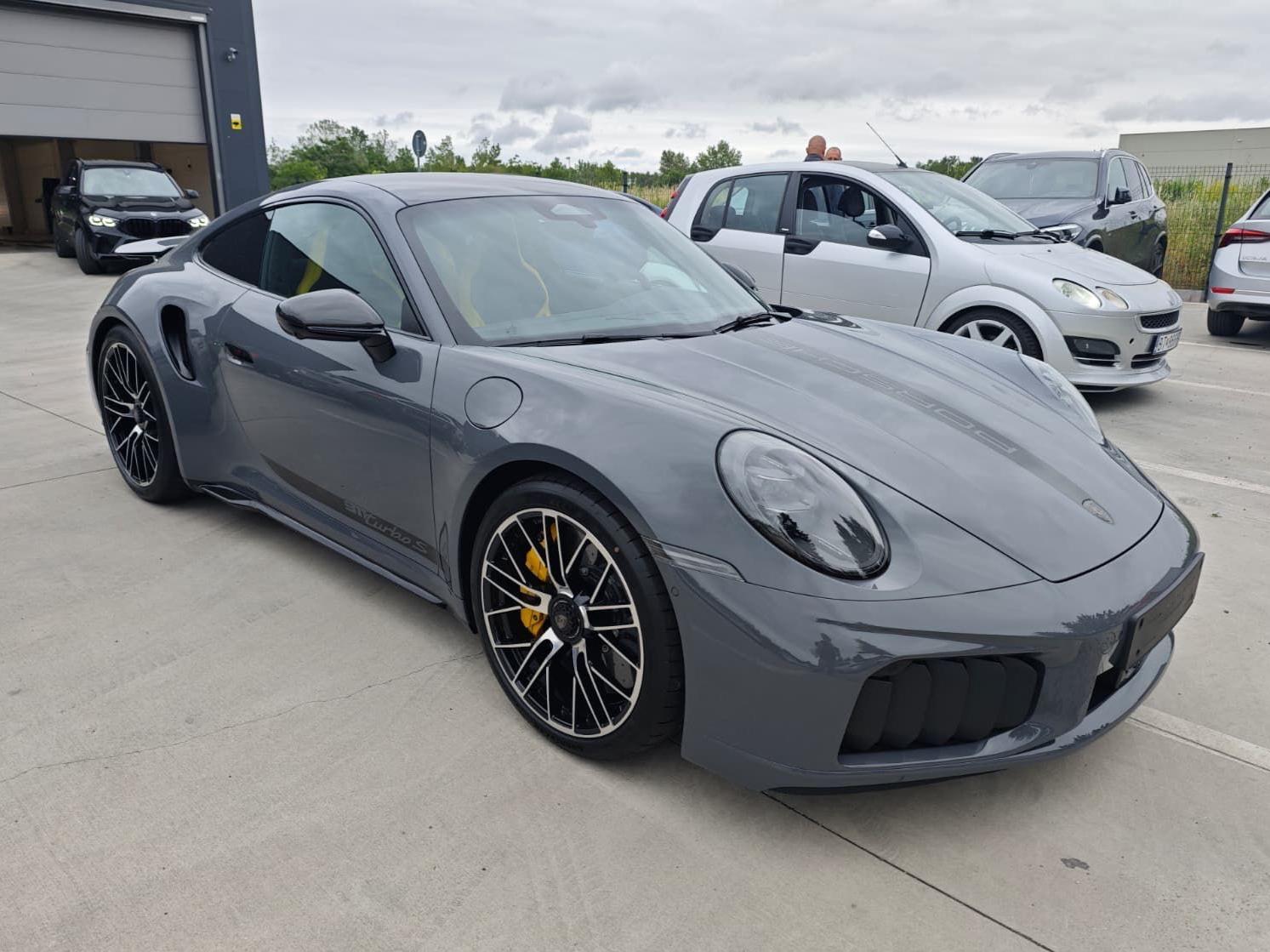 Porsche 911 Turbo S