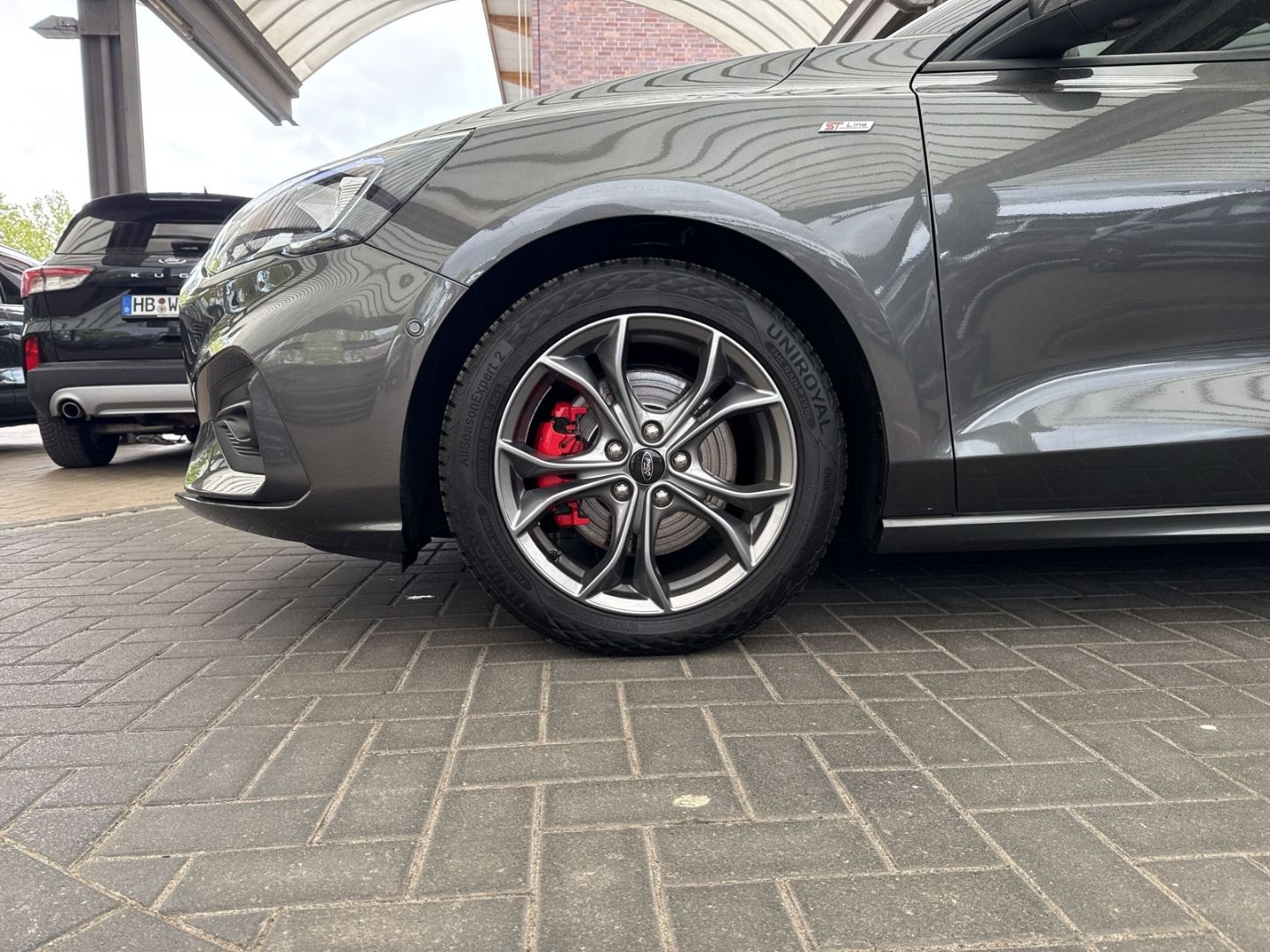 Fahrzeugabbildung Ford Focus Turnier ST-Line PPS/Kam./TWA/Winterp./NAVI