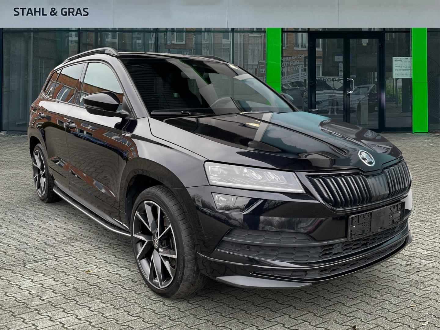 Skoda Karoq Sportline 2.0 TSI DSG 4x4 Sportpaket Stand