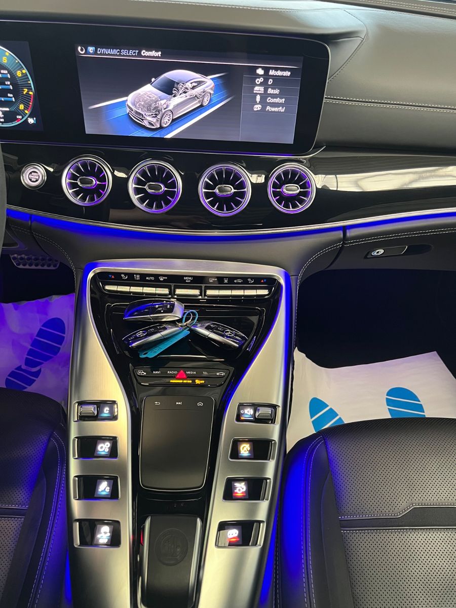 Fahrzeugabbildung Mercedes-Benz AMG GT 4-trg. 63 S 4Matic+ *SCHIEBEDACH*SITZBEL*