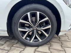 VW Passat Variant 2.0 TDI DSG Elegance