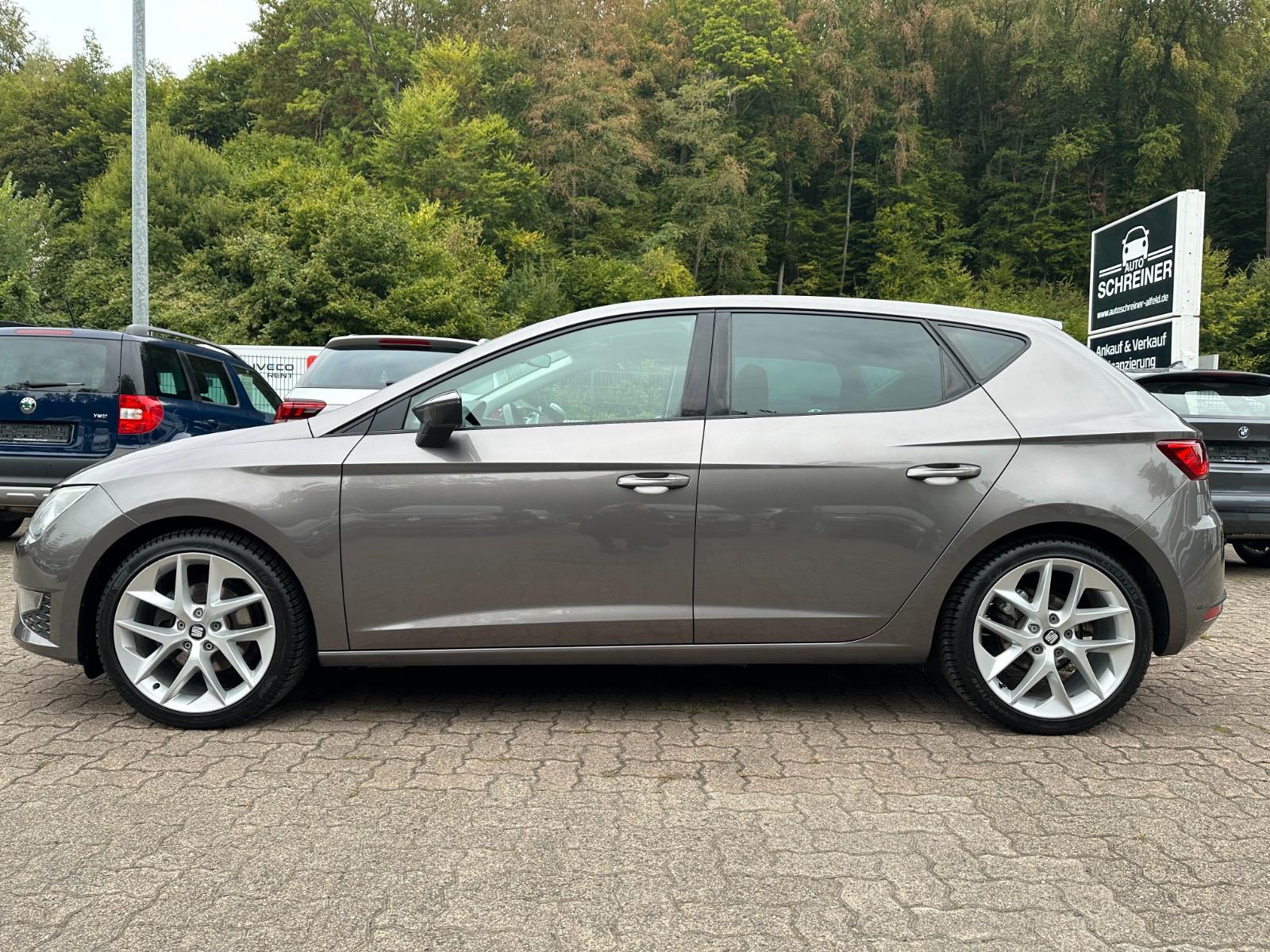 Seat Leon FR 1.HAND SHZ NAVI PDC TEMPOMAT LEDER