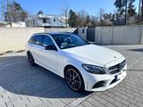 Mercedes-Benz C 400 4MATIC T Autom. mit Zubehör