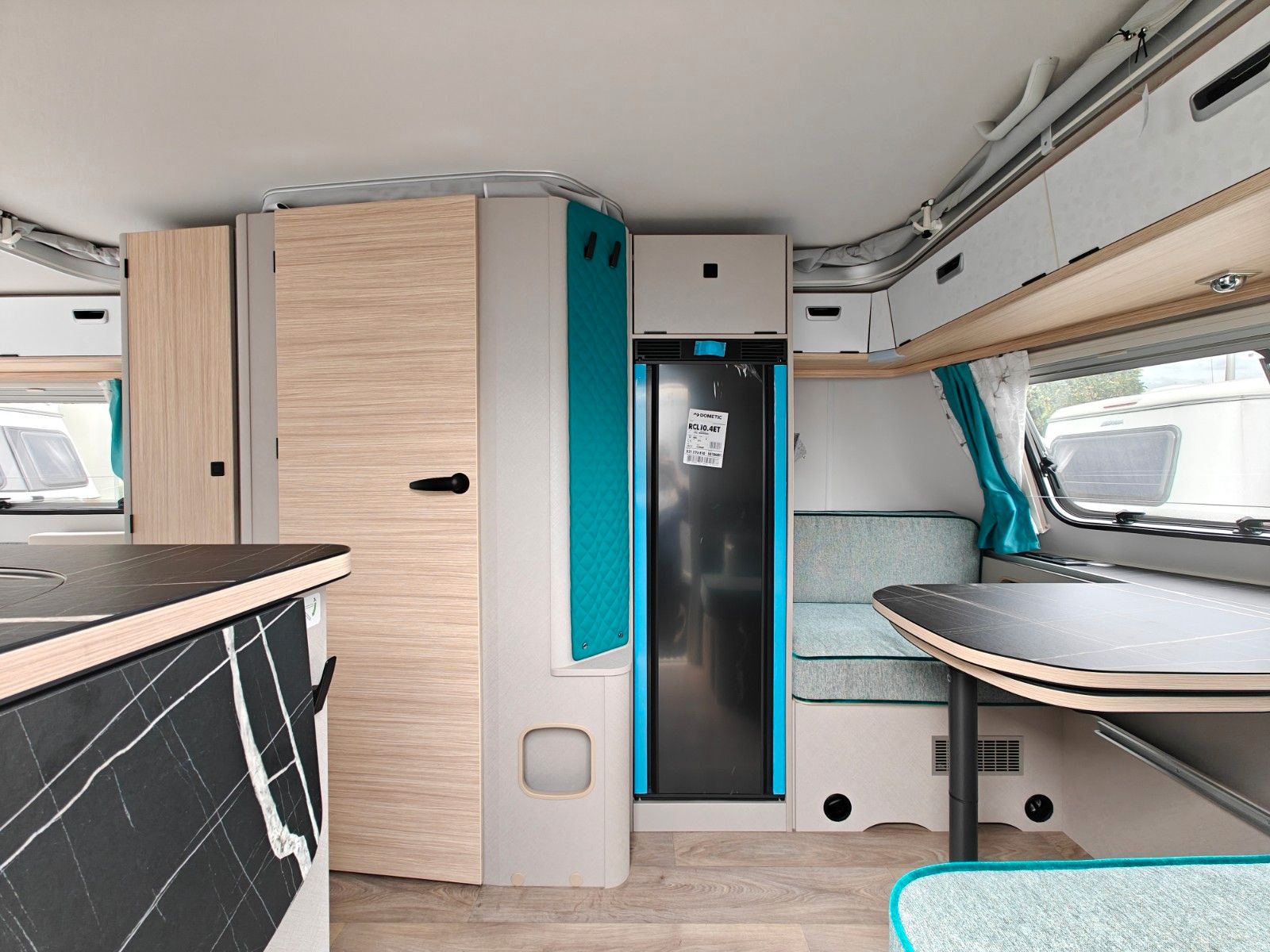Fahrzeugabbildung HYMER / ERIBA / HYMERCAR Touring 642 Harbour Blue - JETZT 7.344€ SPAREN !
