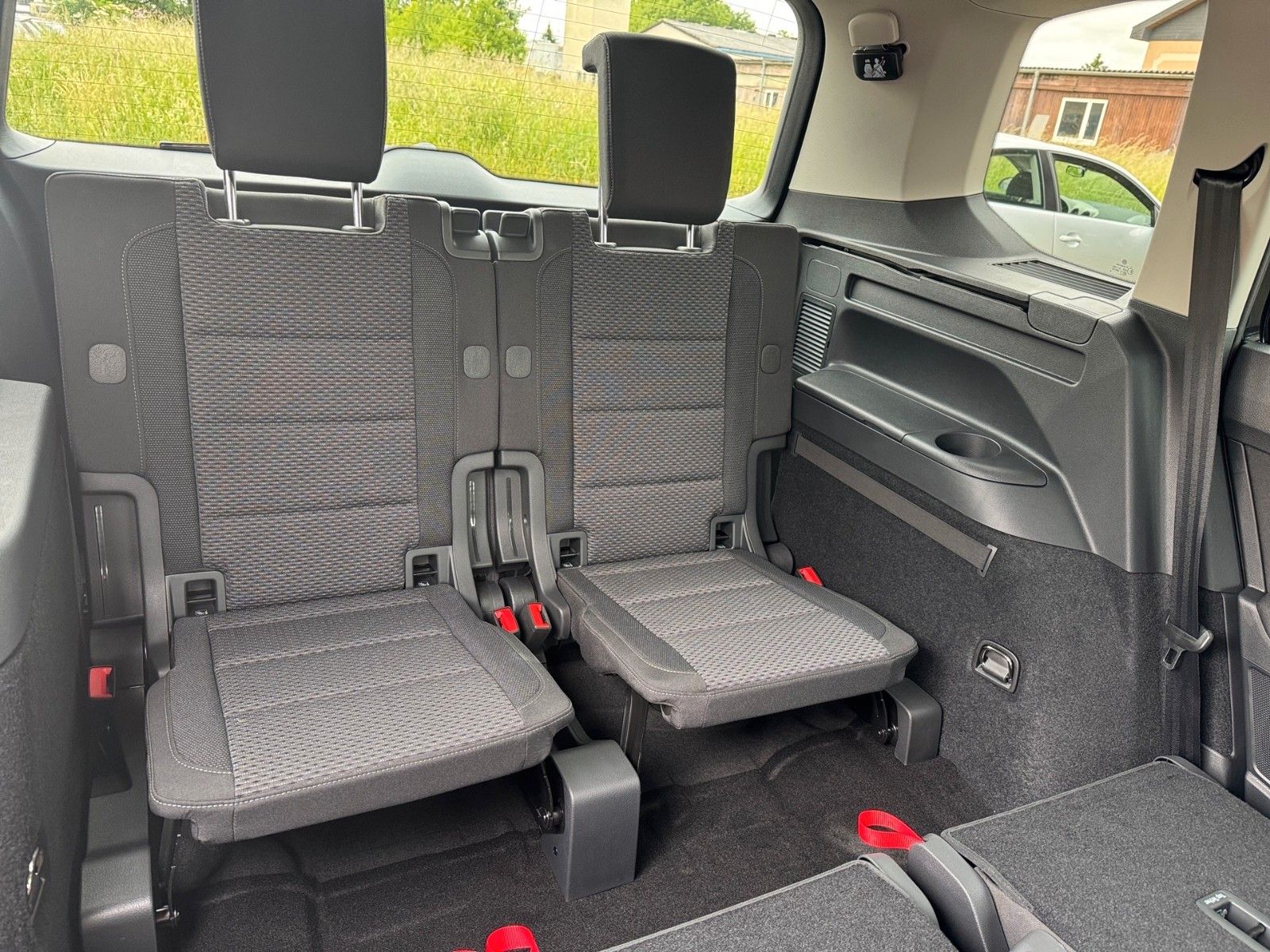 Fahrzeugabbildung Volkswagen Touran Comfortline 1.5 TSI
