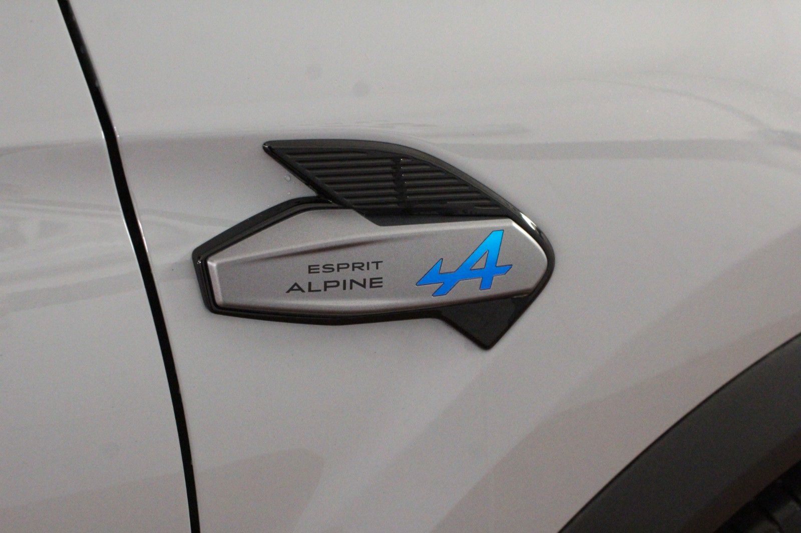 Fahrzeugabbildung Renault Captur Full Hybrid 160 E-Tech Esprit Alpine